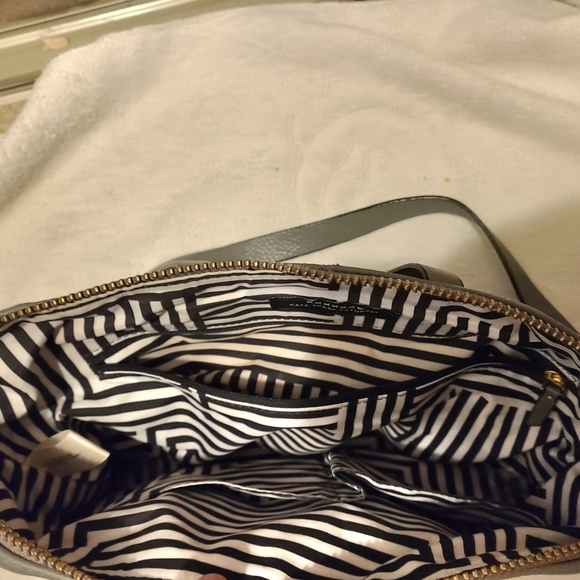 Ladie's Genuine Kate Spade SATURDAY gray leather small crossbody satchel bag - Picture 8 of 8